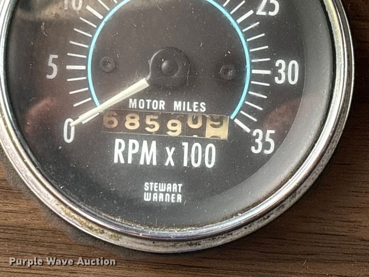 image for item DU1327 1981 Peterbilt 359 semi truck