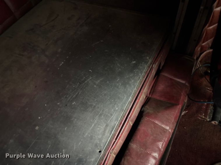 image for item DU1327 1981 Peterbilt 359 semi truck