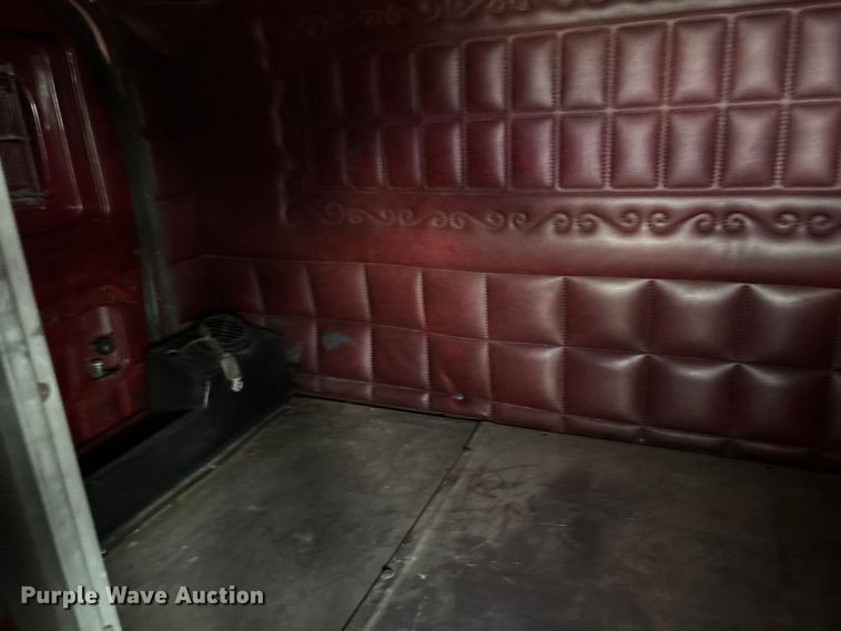 image for item DU1327 1981 Peterbilt 359 semi truck