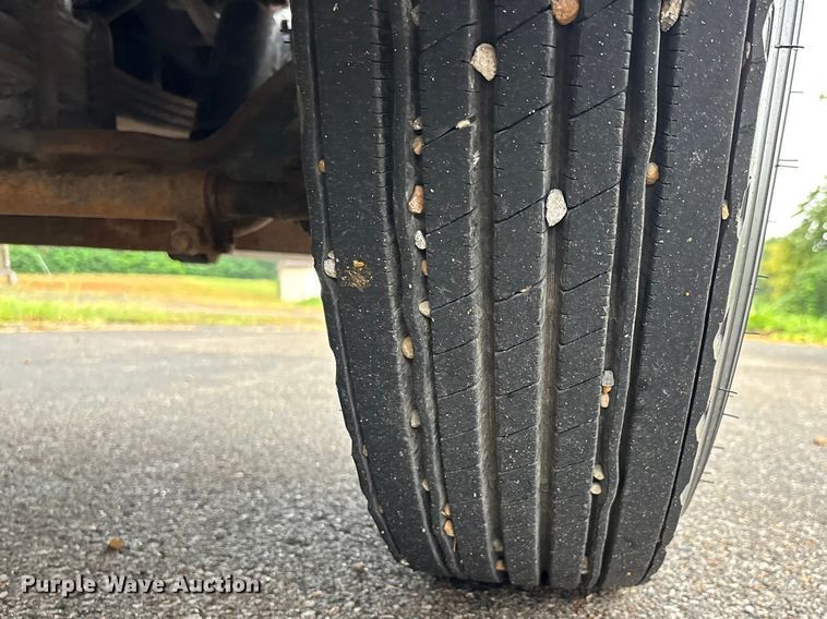 image for item DU1327 1981 Peterbilt 359 semi truck