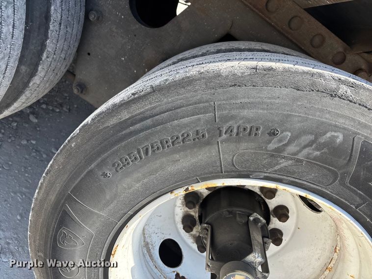 image for item DU1396 2007 Wabash DVCVHPC dry van trailer