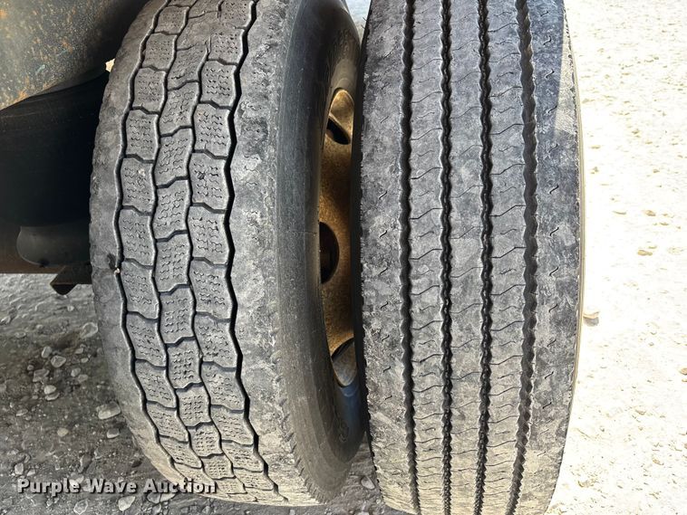 image for item DU1400 2009 Great Dane dry van trailer