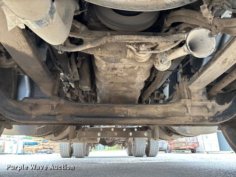 image for item DU1403 2013 International ProStar+ 122 semi truck