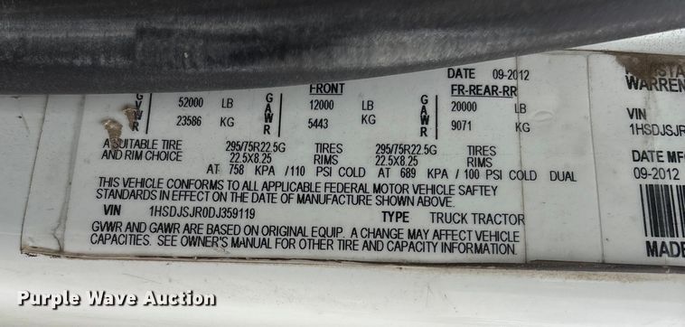 image for item DU1403 2013 International ProStar+ 122 semi truck