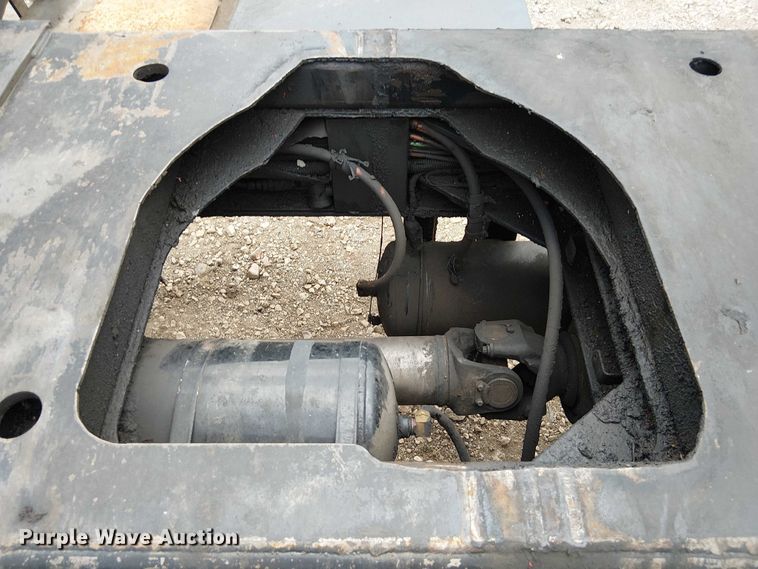 image for item DU3595 2004 Kenworth  T800 flatbed truck