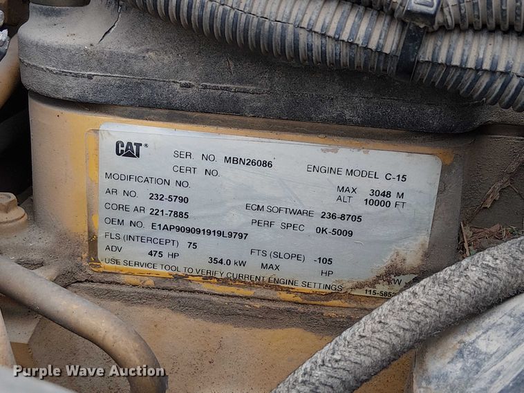 image for item DU3595 2004 Kenworth  T800 flatbed truck