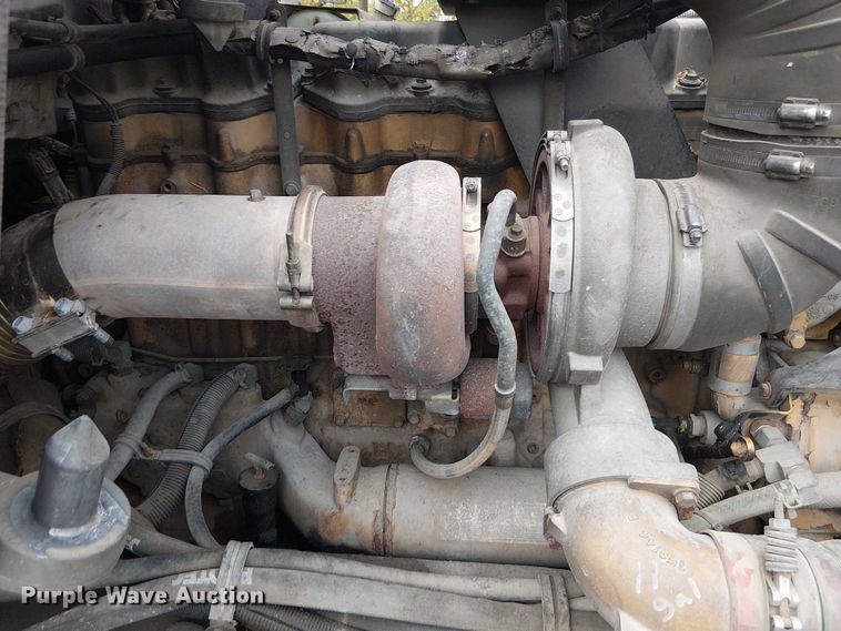 image for item DU3595 2004 Kenworth  T800 flatbed truck