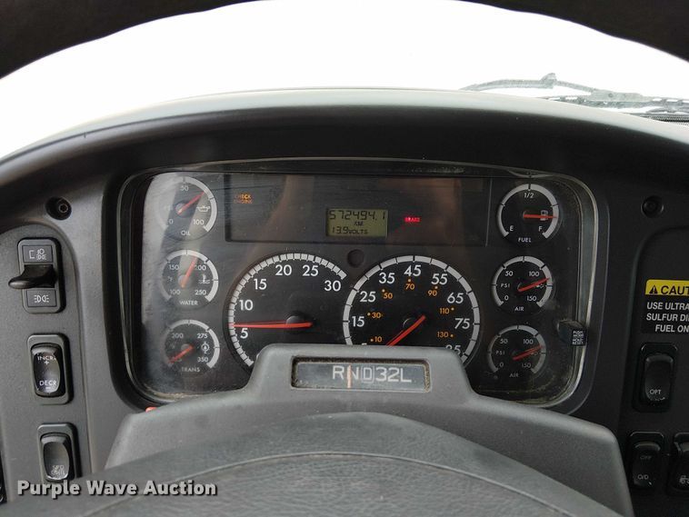 image for item DU3600 2009 Freightliner  Business Class M2 box truck