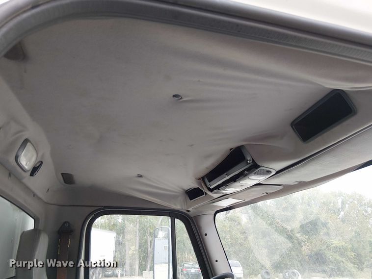 image for item DU3600 2009 Freightliner  Business Class M2 box truck