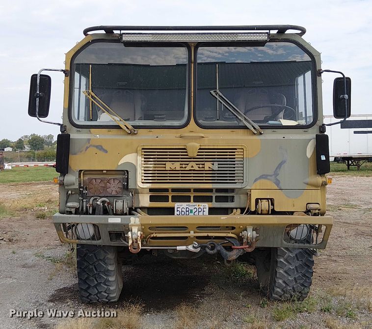 image for item DU3631 1986 Man M1001  crane truck