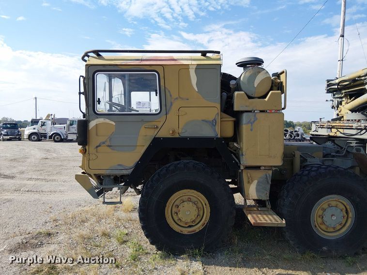 image for item DU3631 1986 Man M1001  crane truck