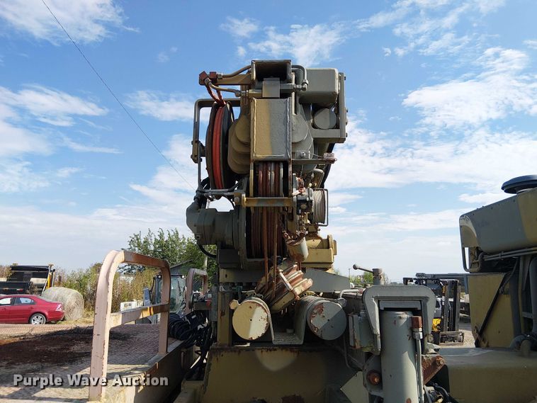 image for item DU3631 1986 Man M1001  crane truck