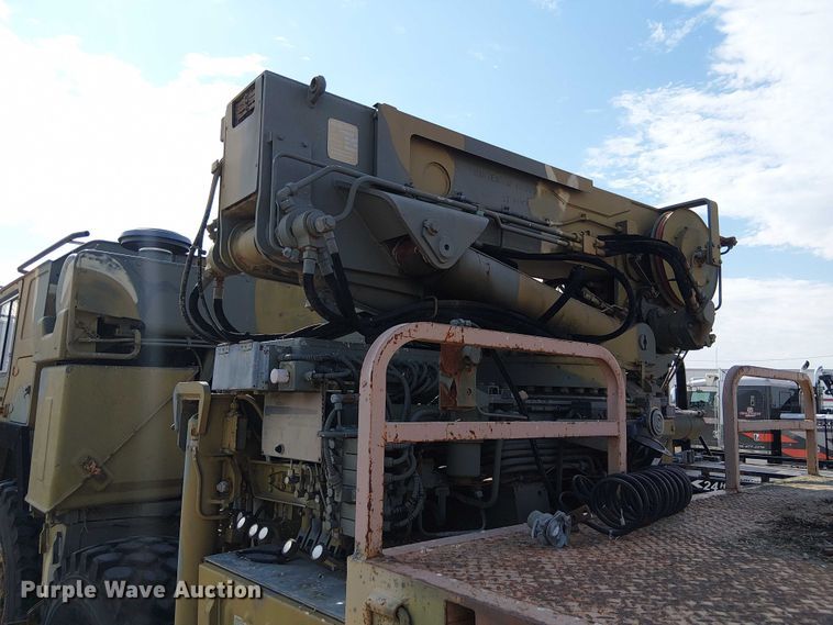 image for item DU3631 1986 Man M1001  crane truck