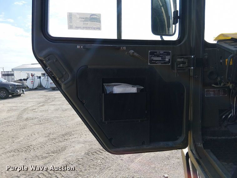 image for item DU3631 1986 Man M1001  crane truck