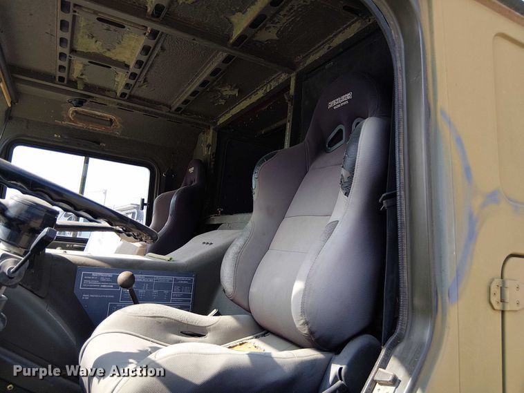 image for item DU3631 1986 Man M1001  crane truck