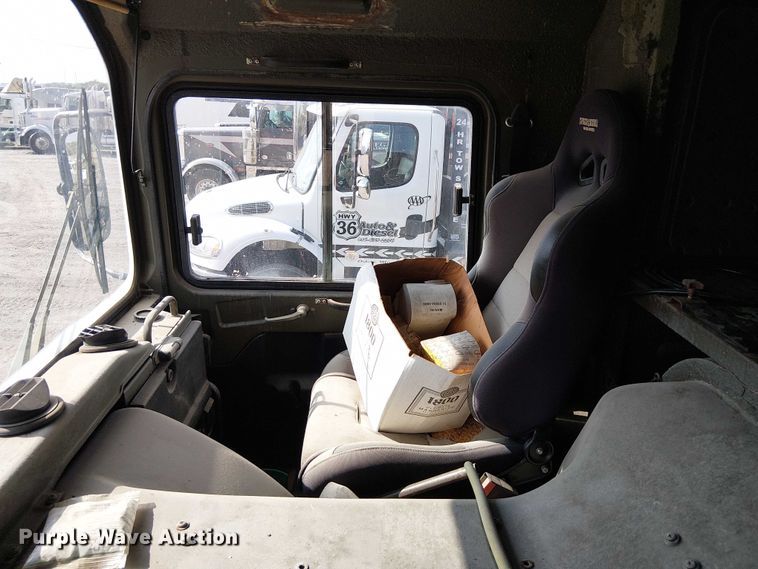 image for item DU3631 1986 Man M1001  crane truck