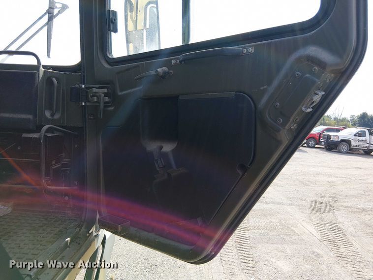 image for item DU3631 1986 Man M1001  crane truck