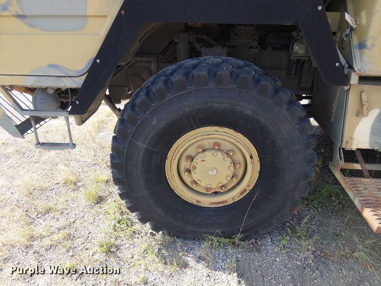 image for item DU3631 1986 Man M1001  crane truck