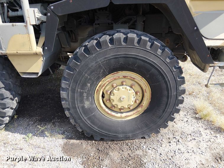 image for item DU3631 1986 Man M1001  crane truck