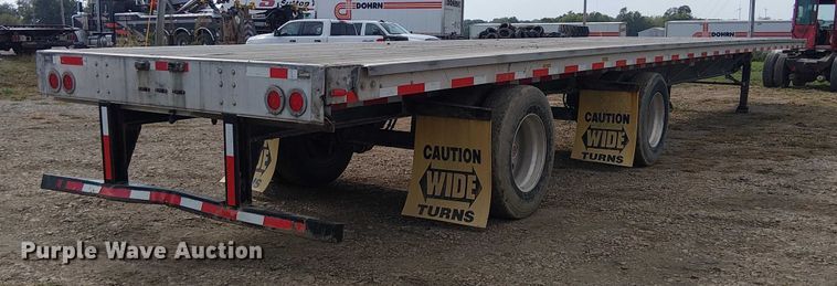 image for item DU3632 2016 Doonan flatbed trailer