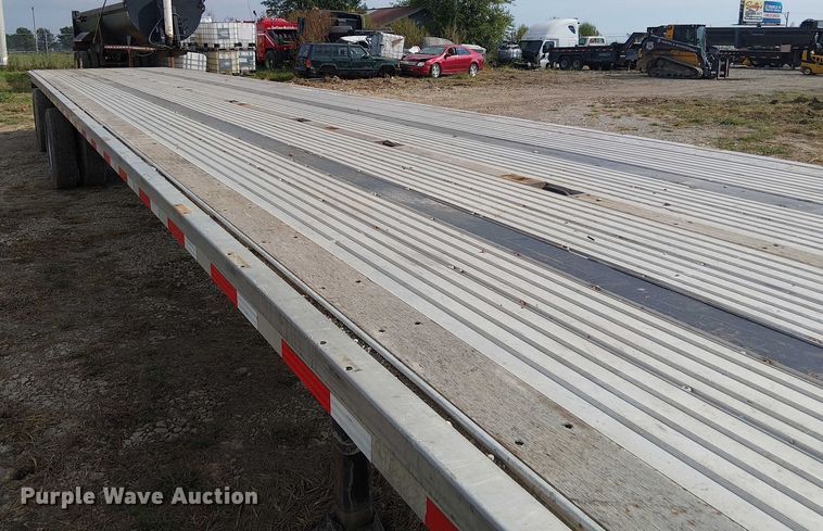 image for item DU3632 2016 Doonan flatbed trailer