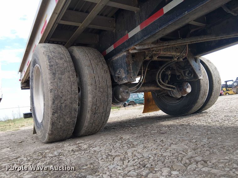 image for item DU3632 2016 Doonan flatbed trailer