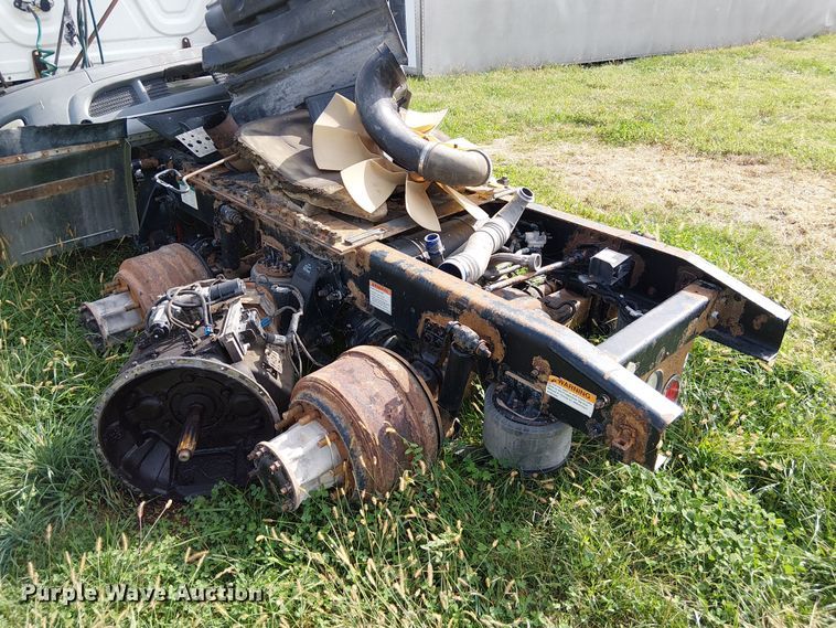 image for item DU3634 2012 Freightliner Cascadia semi truck