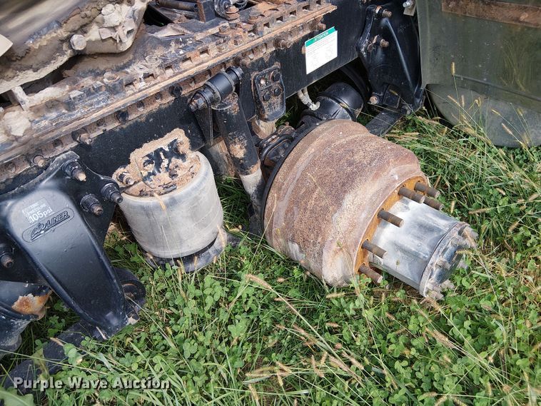 image for item DU3634 2012 Freightliner Cascadia semi truck