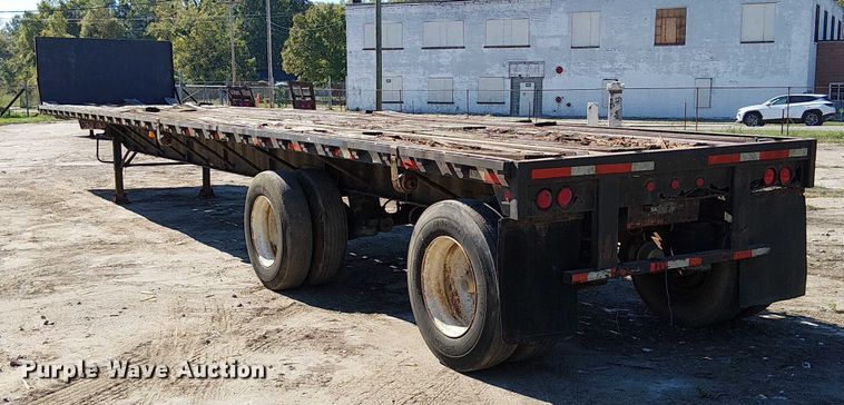 image for item DU3646 1986 Transcraft TL100K-48 flatbed trailer