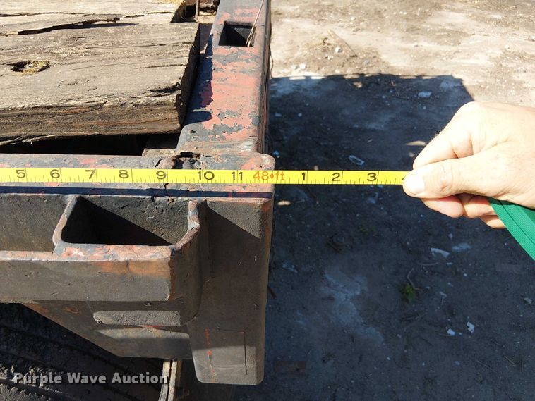 image for item DU3646 1986 Transcraft TL100K-48 flatbed trailer