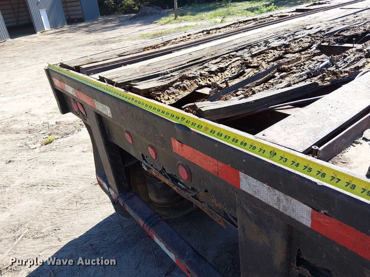 image for item DU3646 1986 Transcraft TL100K-48 flatbed trailer