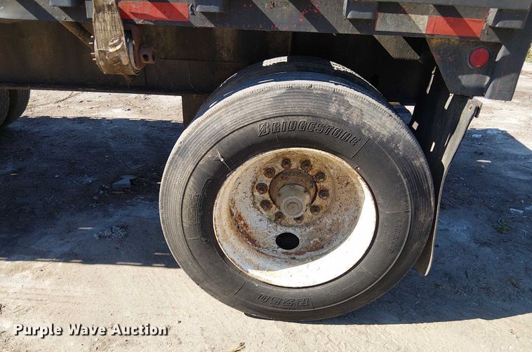 image for item DU3646 1986 Transcraft TL100K-48 flatbed trailer