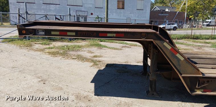 image for item DU3647 2003 Lowboy drop deck equipment trailer