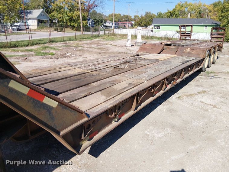 image for item DU3647 2003 Lowboy drop deck equipment trailer