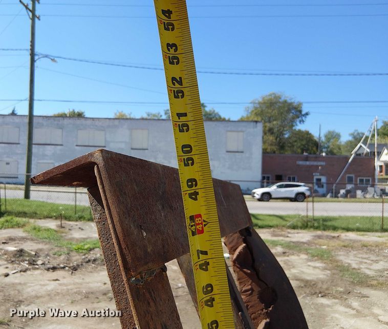 image for item DU3647 2003 Lowboy drop deck equipment trailer