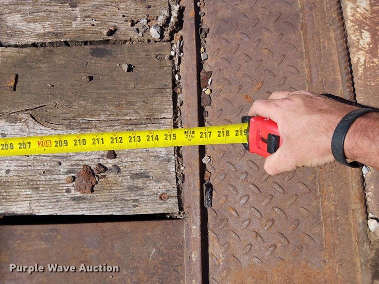 image for item DU3647 2003 Lowboy drop deck equipment trailer