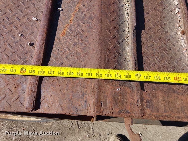 image for item DU3647 2003 Lowboy drop deck equipment trailer