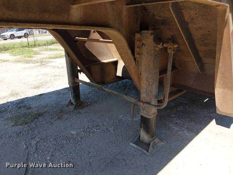 image for item DU3647 2003 Lowboy drop deck equipment trailer