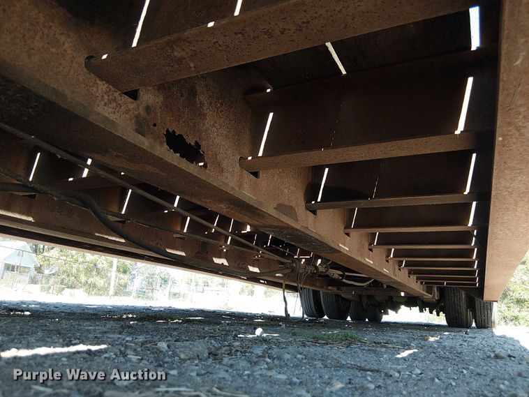 image for item DU3647 2003 Lowboy drop deck equipment trailer