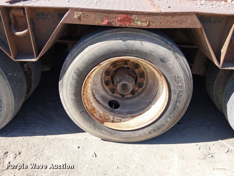 image for item DU3647 2003 Lowboy drop deck equipment trailer