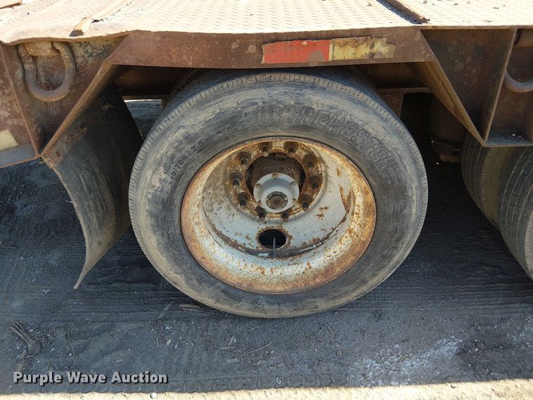 image for item DU3647 2003 Lowboy drop deck equipment trailer