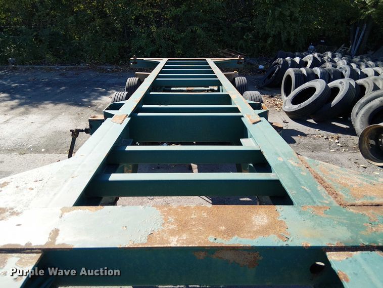 image for item DU3653 2002 Chassis King container trailer