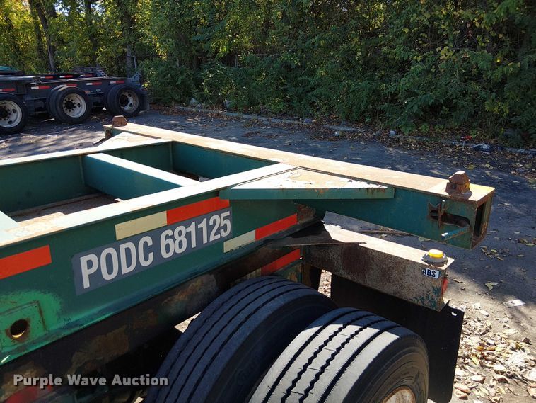 image for item DU3653 2002 Chassis King container trailer