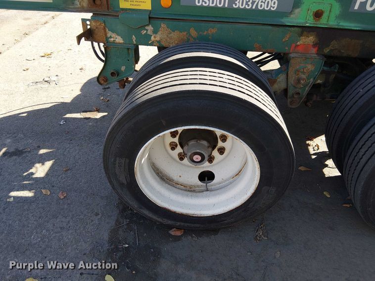 image for item DU3653 2002 Chassis King container trailer