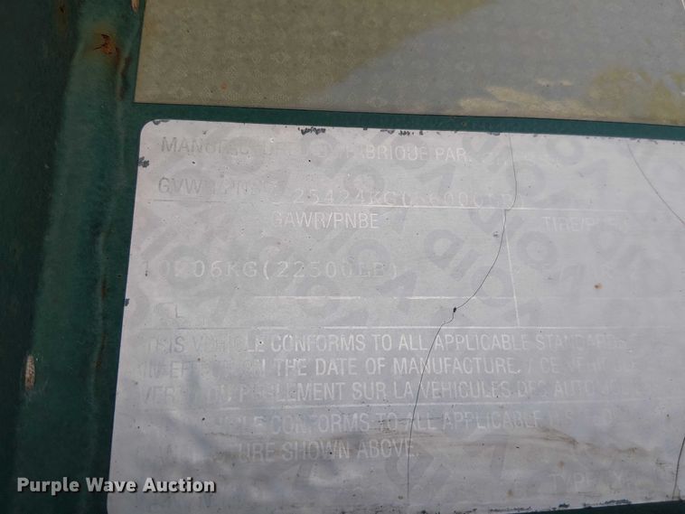 image for item DU3653 2002 Chassis King container trailer