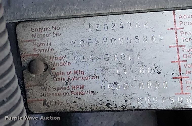 image for item DU3660 2001 International 9100i semi truck