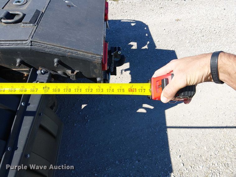 image for item DU3674 2005 Sterling Truck A9500 Series  semi truck