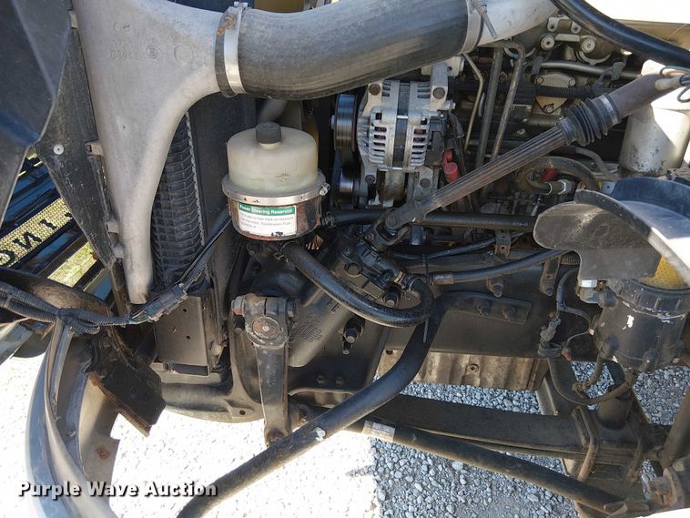 image for item DU3674 2005 Sterling Truck A9500 Series  semi truck