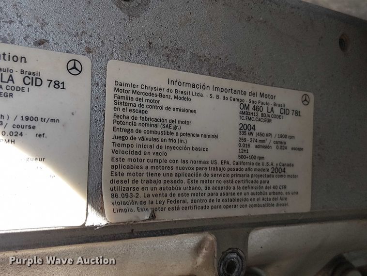 image for item DU3674 2005 Sterling Truck A9500 Series  semi truck