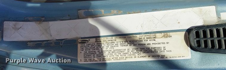 image for item DU3674 2005 Sterling Truck A9500 Series  semi truck